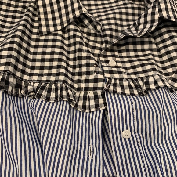 “Walter baker” open shoulder button up blouse. - Picture 6 of 9